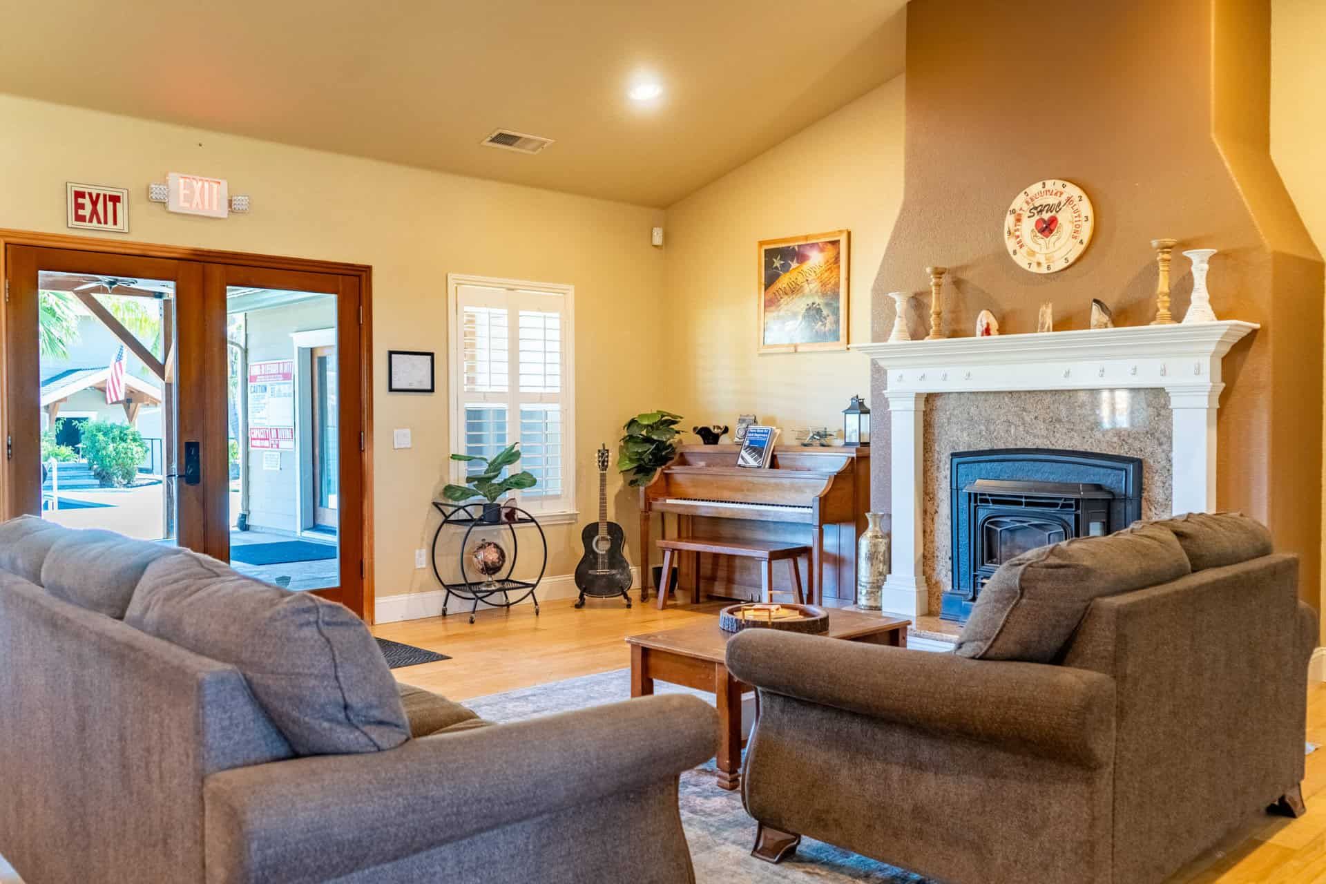 The living room at the Bangor detox center.